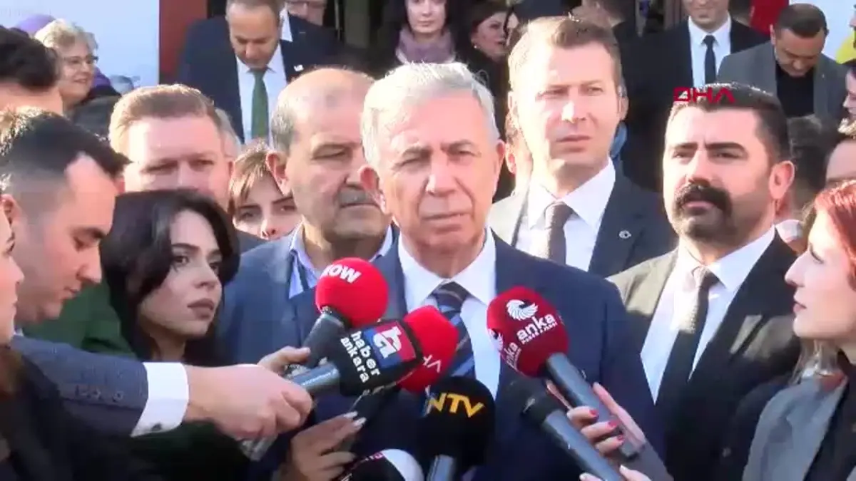 Ankara Büyükşehir Belediye Başkanı Mansur Yavaş, sosyal destekler ve altyapı