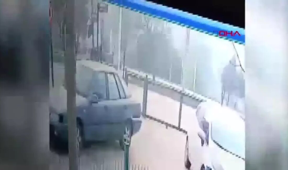 Ankara'da bir TIR sürücüsünün tabanca ile yaraladığı tamirci hastaneye kaldırıldı.