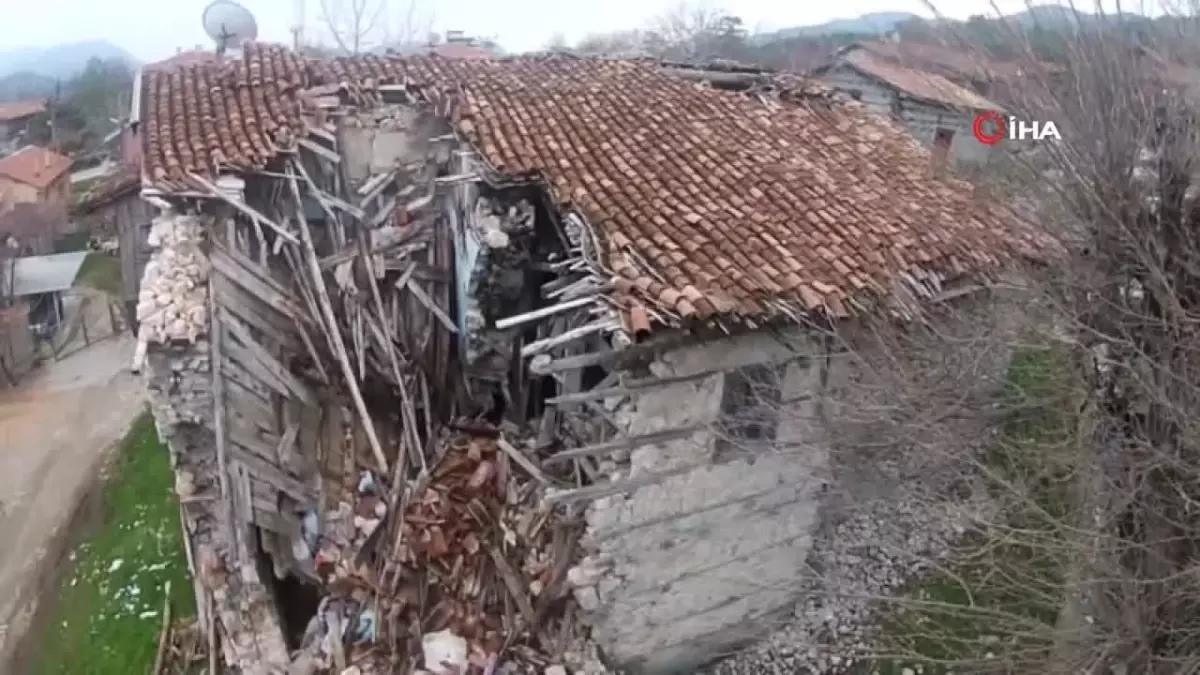 Antalya'daki düğmeli evler, tarihi ve kültürel mirasımızın önemli bir parçasıdır.