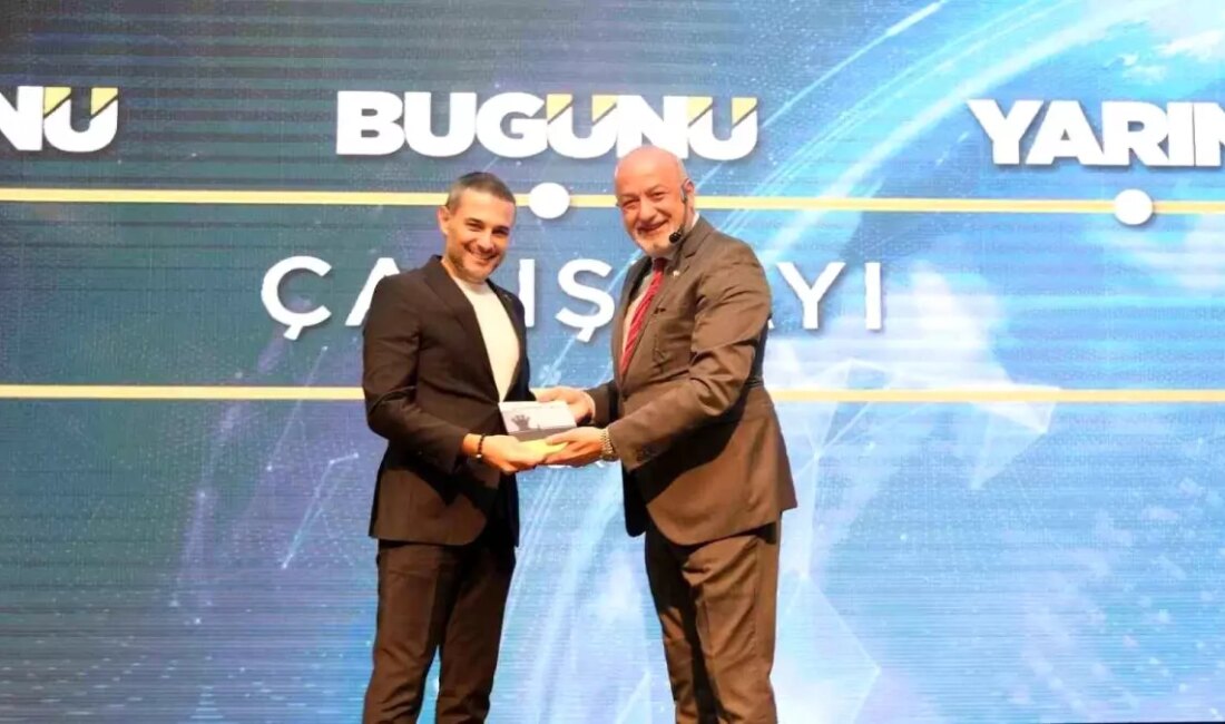 Antalya'nın geçmişi, bugünü ve geleceği üzerine yapılan bu çalıştayda, kentin