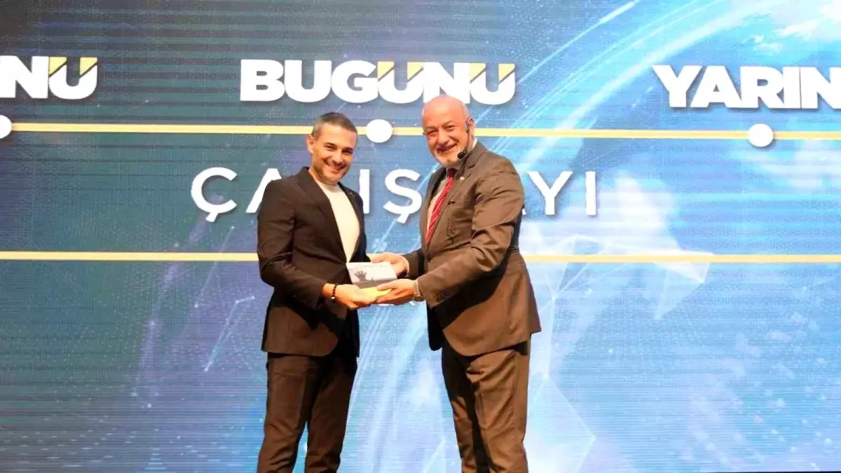 Antalya'nın geçmişi, bugünü ve geleceği üzerine yapılan bu çalıştayda, kentin