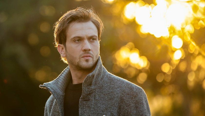 Ünlü oyuncu Aras Bulut İynemli'nin babası Cengiz İynemli'nin vefatı, sevenlerini