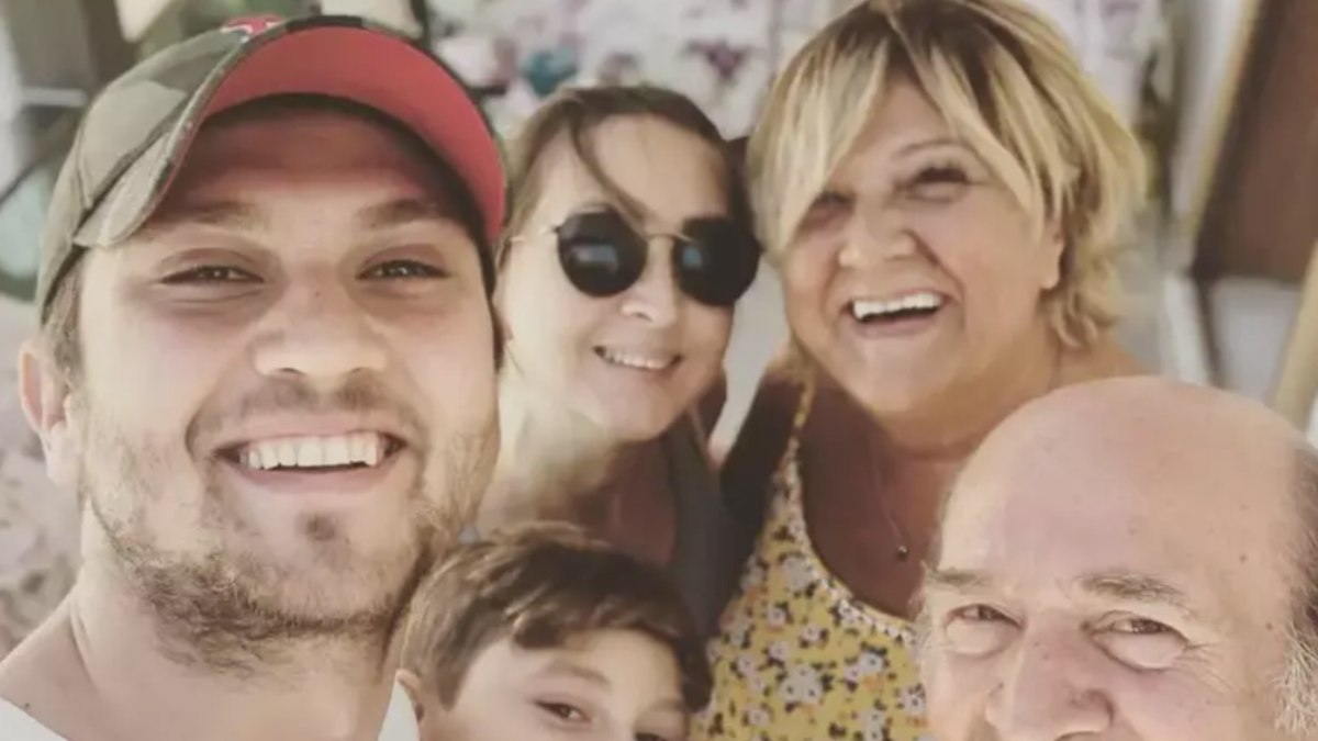 Aras Bulut İynemli'nin babası Cengiz İynemli'nin vefatı, sevenlerini derinden üzüntüye