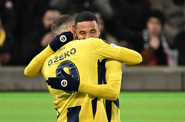 Avrupa Ligi'nde Temsilcilerimizin Durumu: Fenerbahçe ve Galatasaray Play-off'a Yükseldi, Beşiktaş Elendi