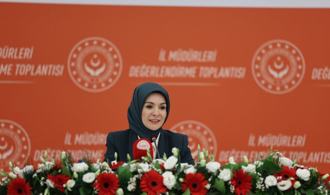 Aile ve Sosyal Hizmetler Bakanı Mahinur Özdemir Göktaş, Kocaeli Kadın