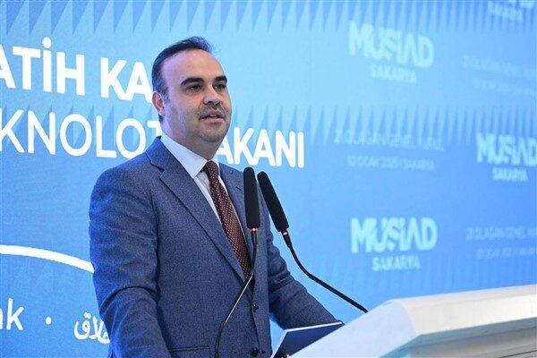 Sanayi ve Teknoloji Bakanı Mehmet Fatih Kacır, Organize Sanayi Bölgelerinde