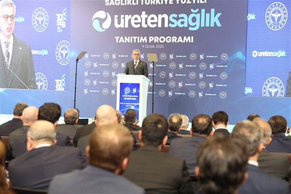 Sağlık Bakanı Prof. Dr. Kemal Memişoğlu, Sağlık Bakanlığı ve Türkiye