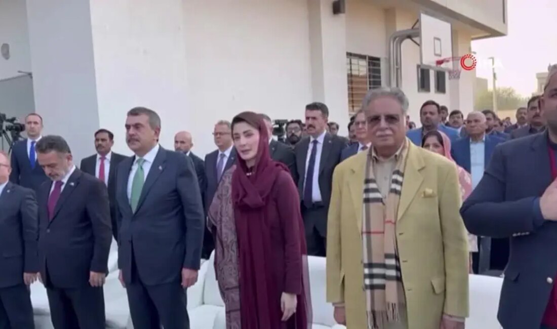 Bakan Tekin, Pakistan'da Türkiye Maarif Vakfı'nın yeni okulunu açarak eğitimdeki
