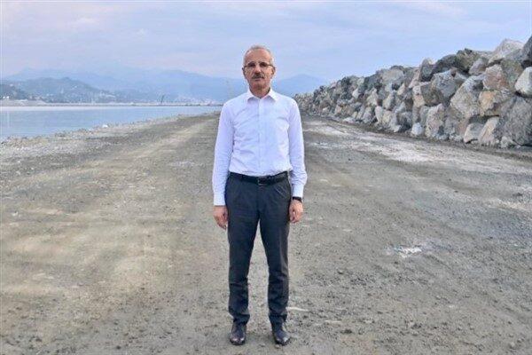 Ulaştırma ve Altyapı Bakanı Abdulkadir Uraloğlu, Edirne Valiliğini ziyaret gerçekleştirerek