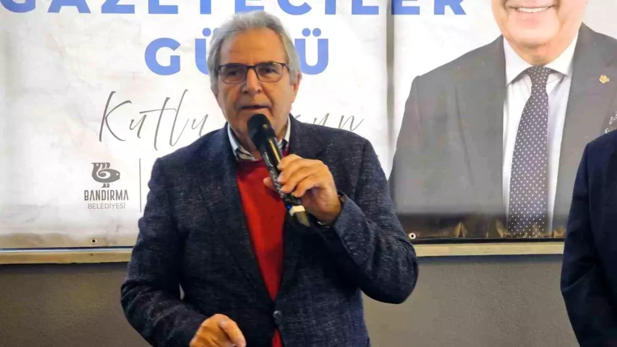 Bandırma'da 10 Ocak Dünya Çalışan Gazeteciler Günü etkinliği, gazetecilerin önemi