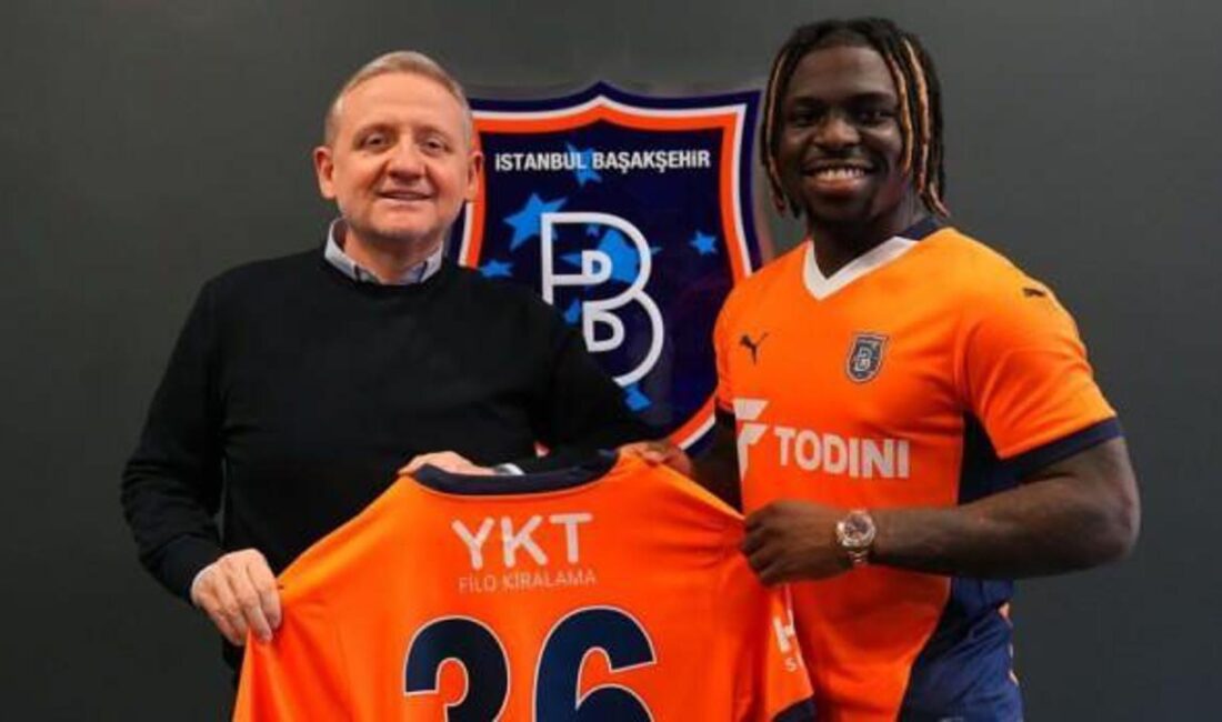 Başakşehir, genç yetenek Festy Ebosele ile 3.5 yıllık sözleşme imzalayarak