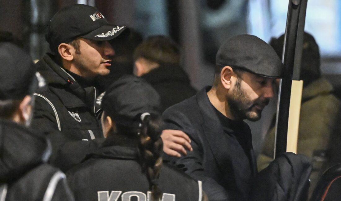 Beşiktaş Belediye Başkanı Rıza Akpolat, görevden uzaklaştırıldı. Bu önemli gelişmenin