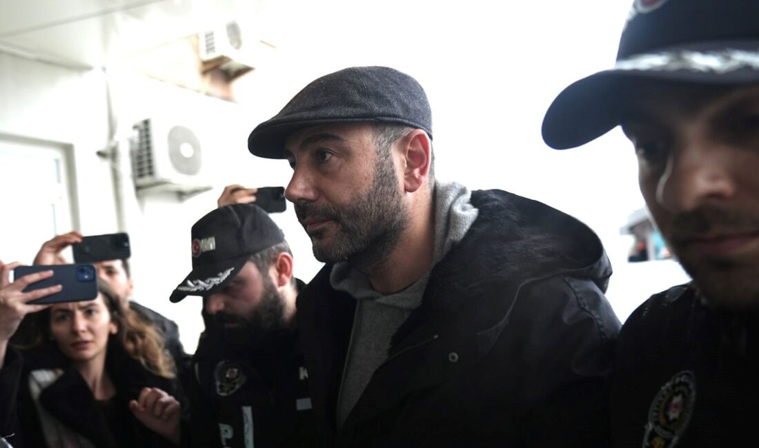 Beşiktaş Belediye Başkanı Rıza Akpolat'ın gözaltına alınması, İstanbul'da gündemi sarstı.