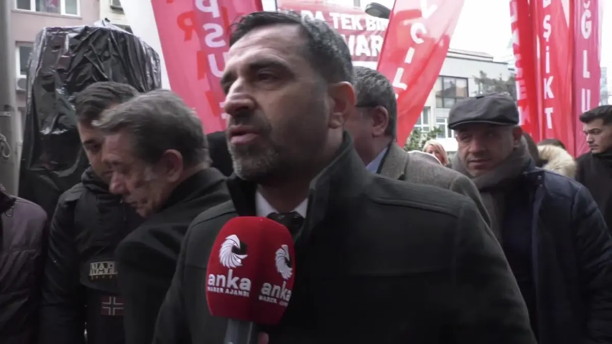 Beşiktaş Belediye Başkanı Rıza Akpolat, CHP'li belediye başkanları tarafından destek
