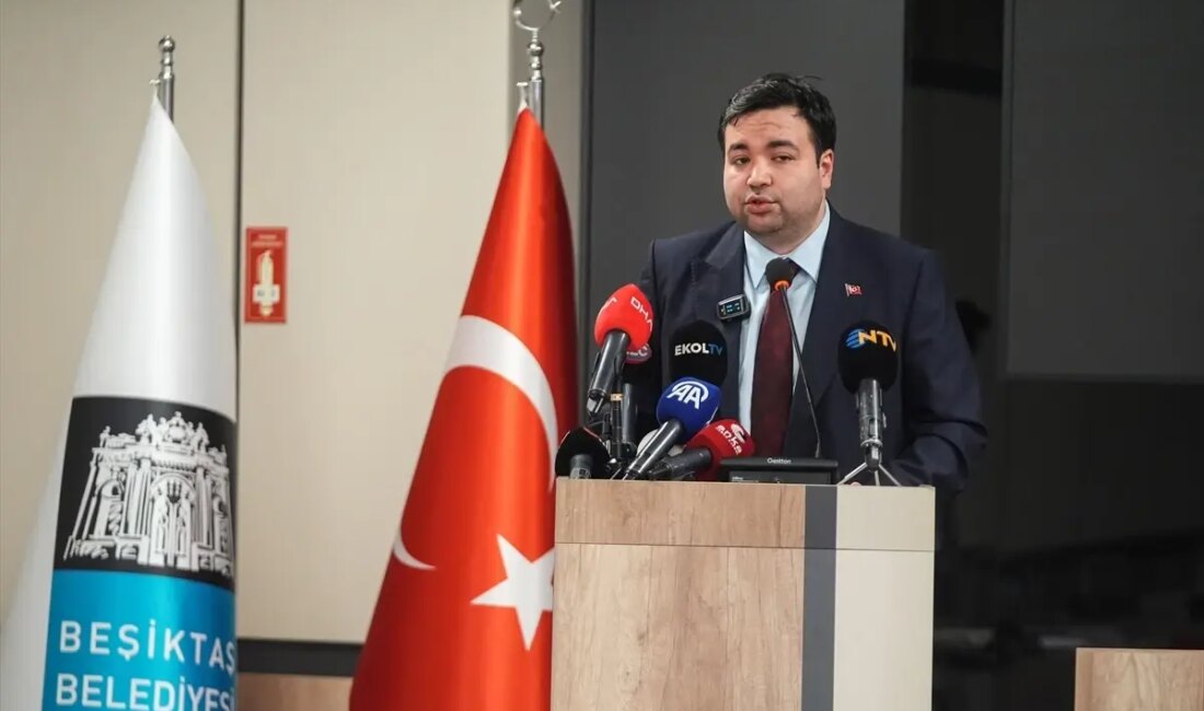 Beşiktaş Belediye Meclisi'nde gerçekleştirilen oylamada Ömer Rasim Şişman, Başkan Vekili