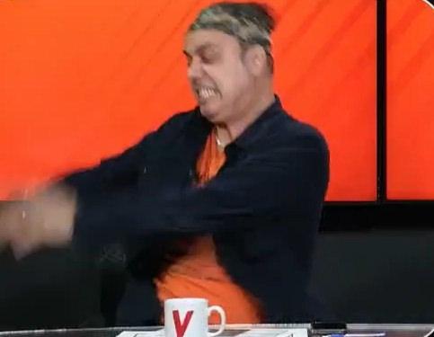 Ali Ece'nin Sert Yorumları
