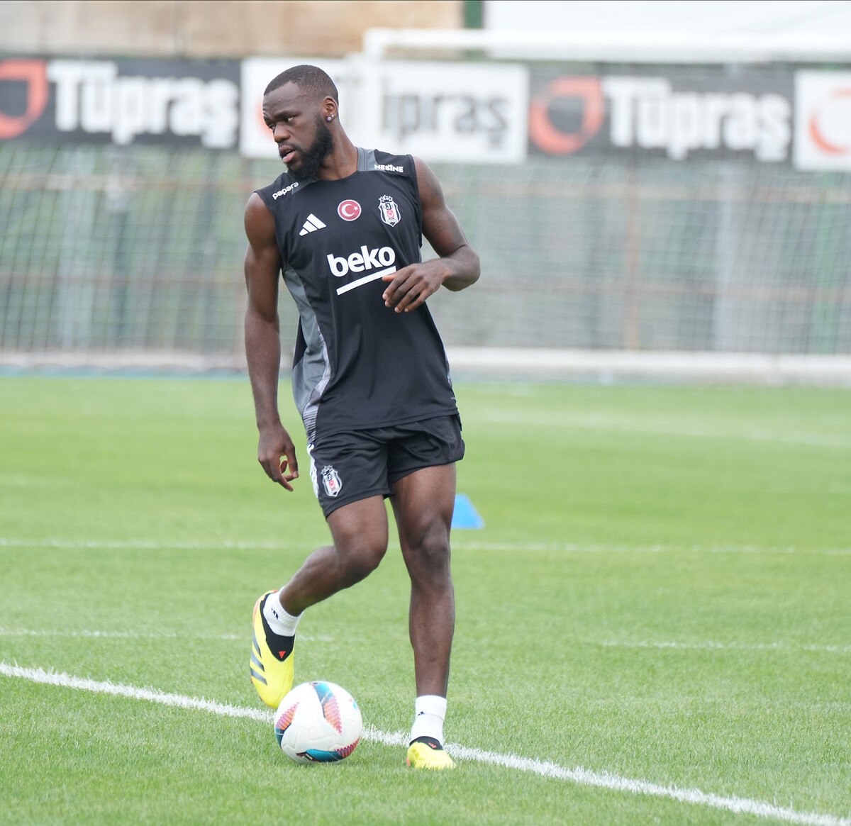 Beşiktaş'ta Ayrılık Resmi Hale Geldi