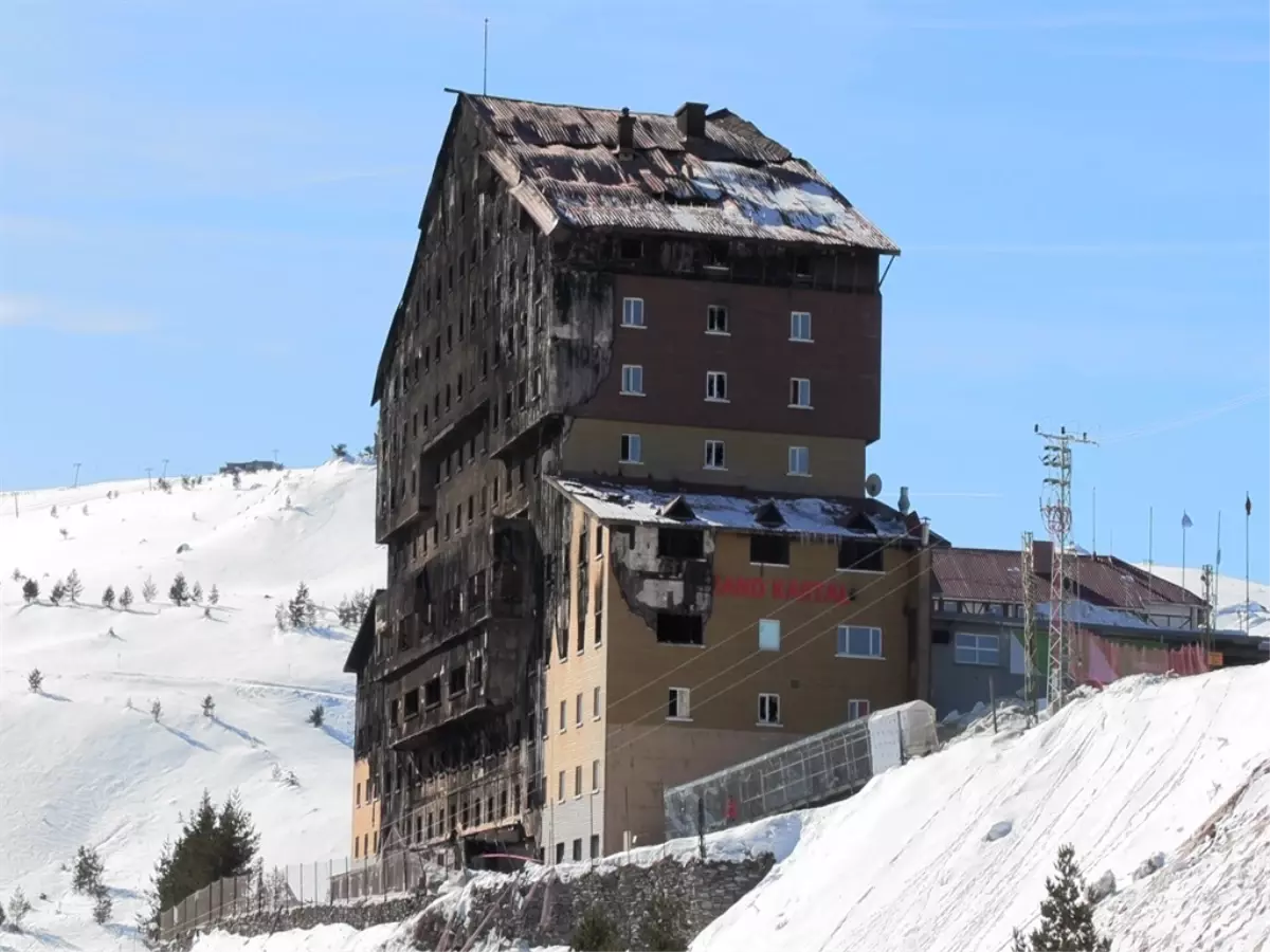 Bolu'daki otel yangını sonrası başlatılan soruşturma kapsamında yapılan gözaltılar ve