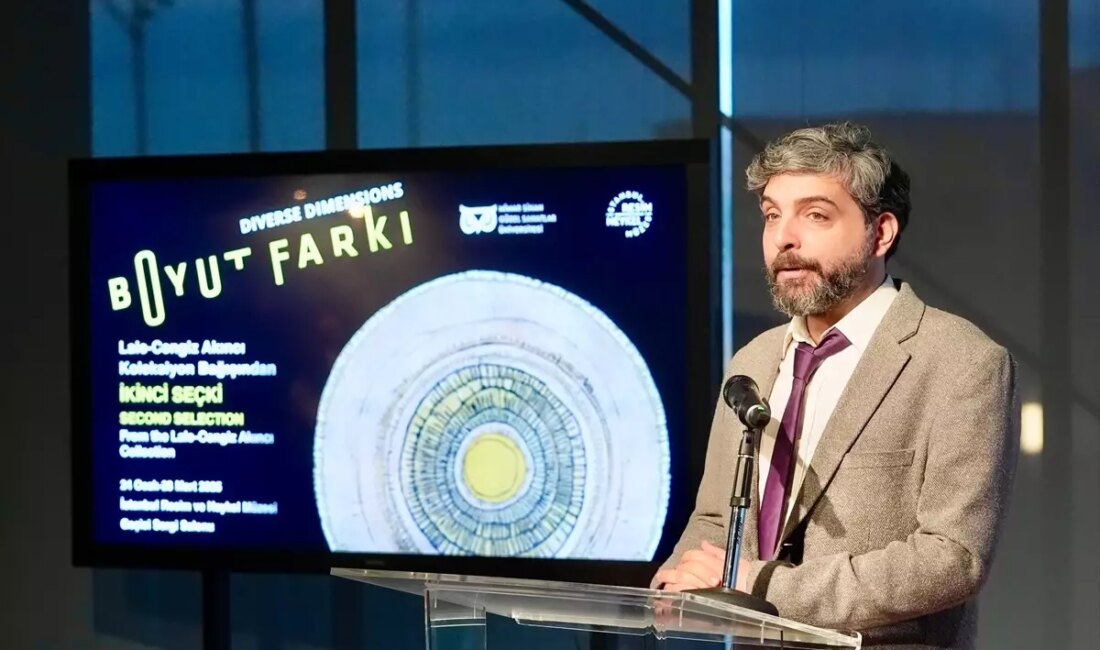 İstanbul Resim ve Heykel Müzesi'nde açılan Boyut Farkı Sergisi, sanatseverlere