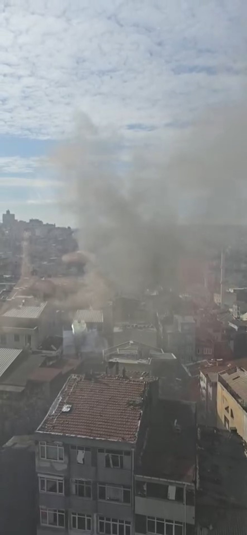 Son Dakika: Yangın Korkusu Bülbül Mahallesi'nde