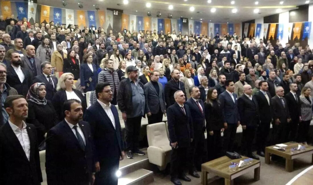 Çanakkale'de AK Parti İl Gençlik Kolları'nın 7. Olağan Kongresi gerçekleştirildi.