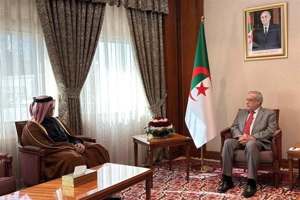 Algiers, 29 Ocak (Hibya) - Cezayir Başbakanı Nadir Larbaoui, Cezayir'deki