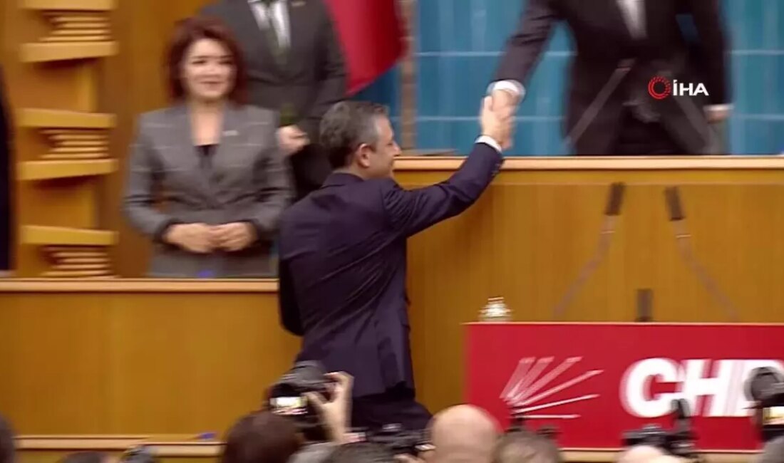 CHP Genel Başkanı Özgür Özel, grup toplantısında önemli açıklamalarda bulundu.