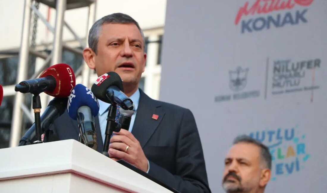 CHP Genel Başkanı Özgür Özel, İzmir'de gerçekleştireceği program ve yeni