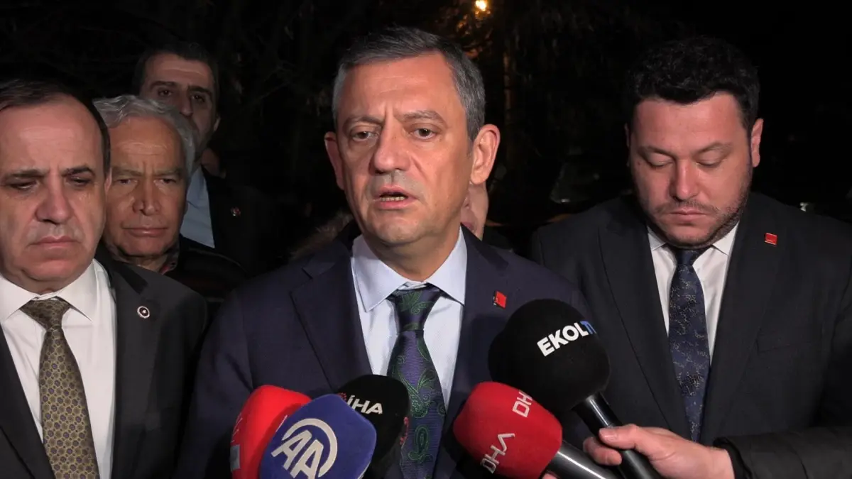 CHP Genel Başkanı Özgür Özel, son yangın olaylarıyla ilgili yaptığı