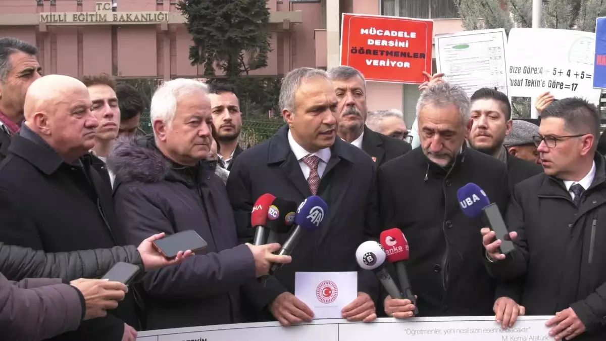 CHP, Milli Eğitim Bakanı Yusuf Tekin'e istifa çağrısı yaparak eğitimdeki