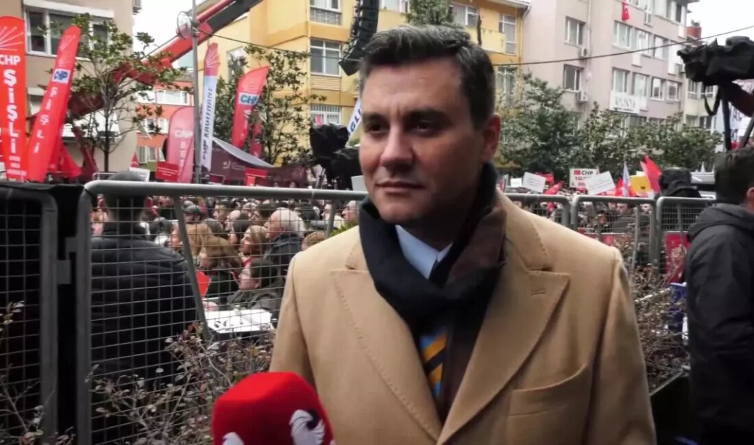 CHP'li belediye başkanları, Rıza Akpolat'a destek verdiklerini açıkladı. Bu destek,