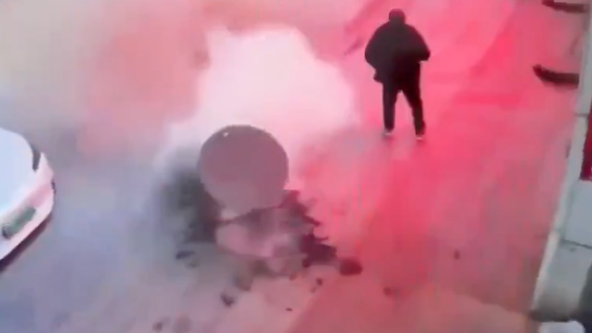 Çin'de bir havai fişek patlaması, 12 yaşındaki bir kız çocuğunun