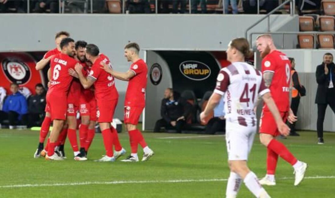 Çorum FK, Bandırmaspor karşısında sergilediği etkileyici performansla sahadan 4-0 galip