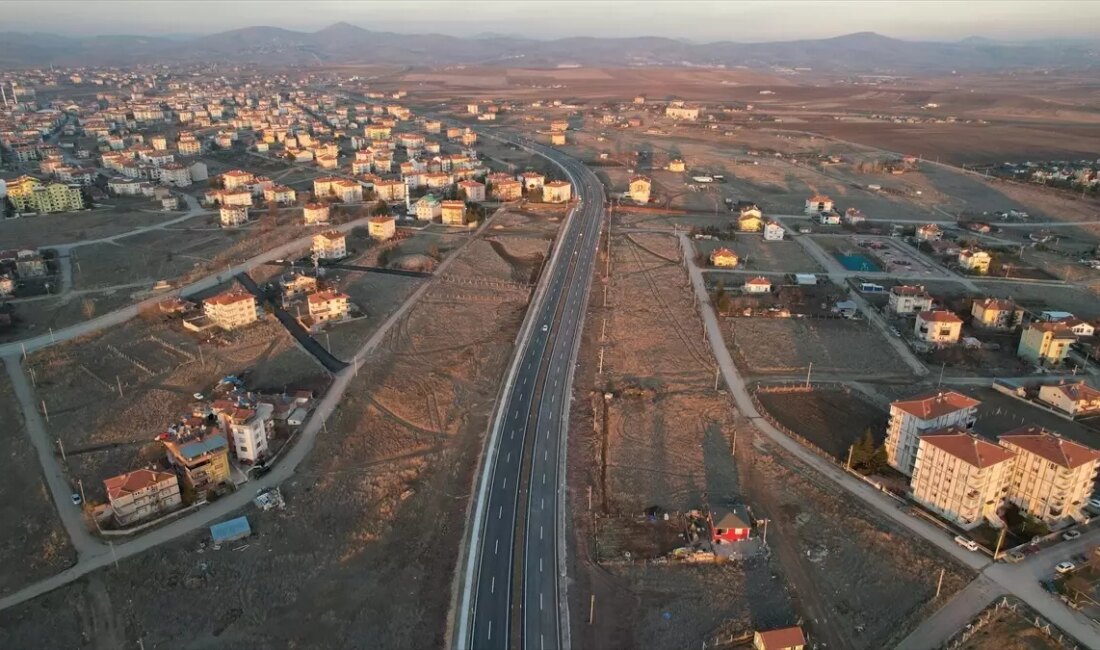 Çubuk-Şabanözü kara yolunun açılışı, bölgedeki ulaşımı kolaylaştıracak ve ekonomik gelişmeyi