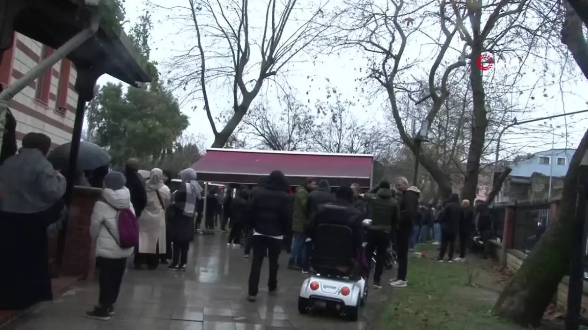 Çukur dizisinin çekildiği kahvehanede meydana gelen silahlı saldırı, seyyar satıcıyı