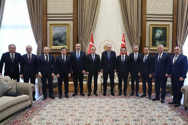 Türkiye Cumhuriyeti Cumhurbaşkanı Recep Tayyip Erdoğan, Özbekistan ve Azerbaycanlı bakanları