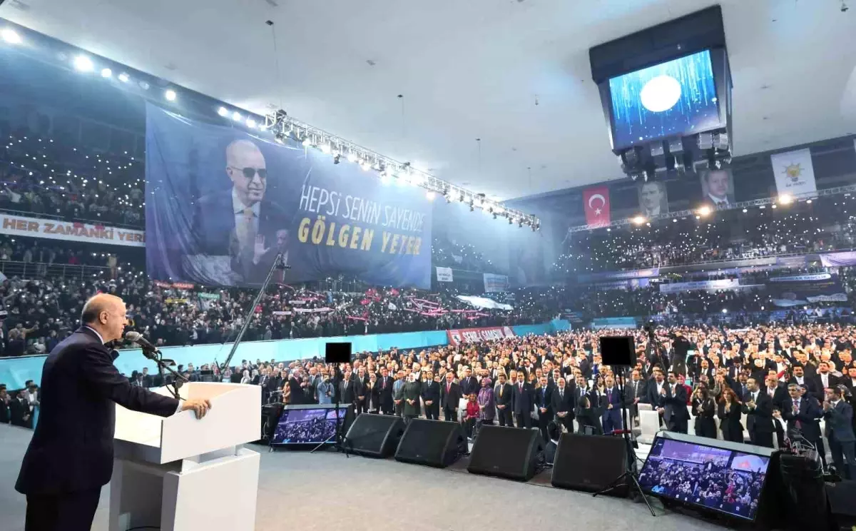 Cumhurbaşkanı Erdoğan, gençlere yönelik mesajları ve yatırımlarıyla geleceğe umut dolu