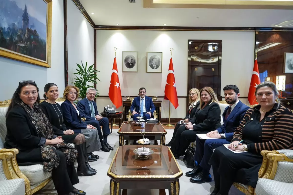 Cumhurbaşkanı Yardımcısı Cevdet Yılmaz, BM Mülteciler Yüksek Komiseri Filippo Grandi
