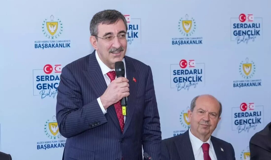 Cumhurbaşkanı Yardımcısı Cevdet Yılmaz, KKTC'yi ziyaret ederek gençlerle buluştu. Bu