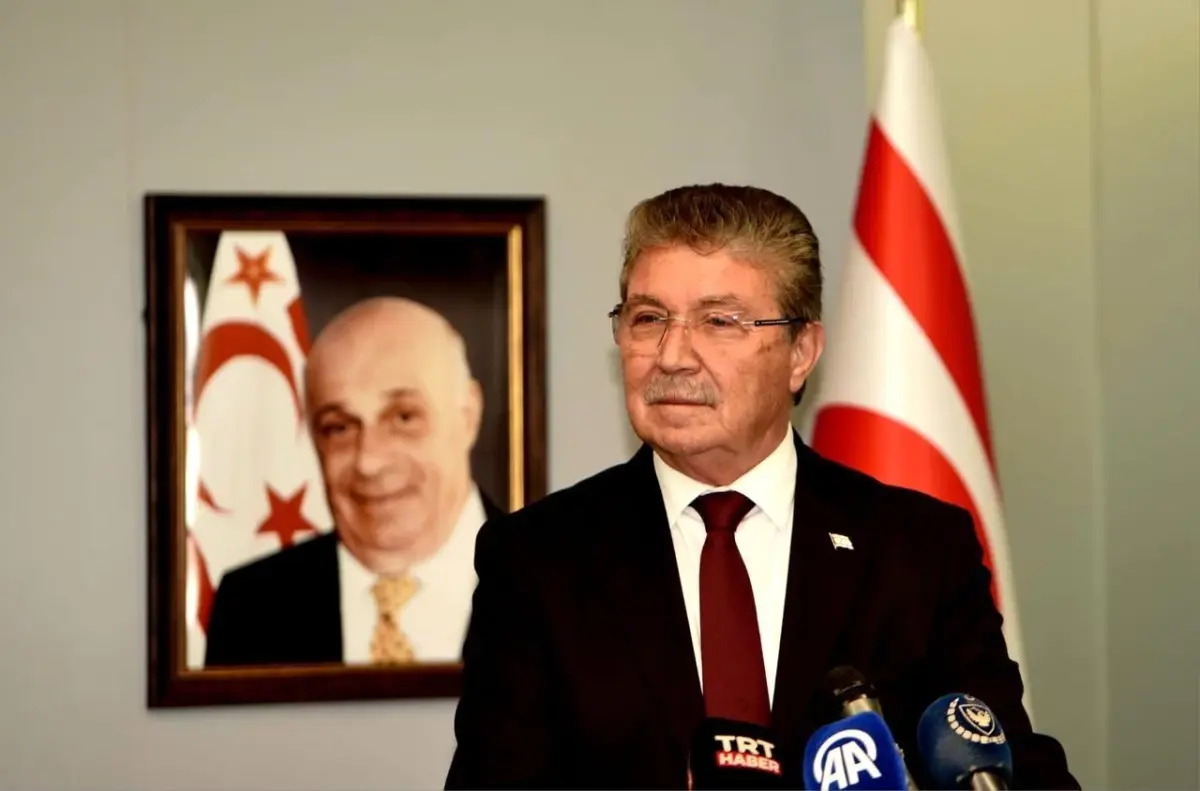 Cumhurbaşkanı Yardımcısı Cevdet Yılmaz, KKTC'yi ziyaret ederek kalkınma planlarını açıkladı.
