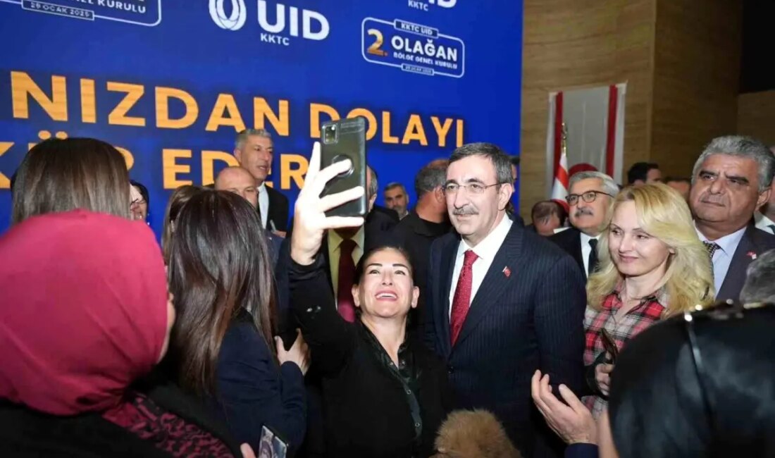Cumhurbaşkanı Yardımcısı Cevdet Yılmaz, KKTC'yi ziyaret ederek UID Genel Kurulu'na