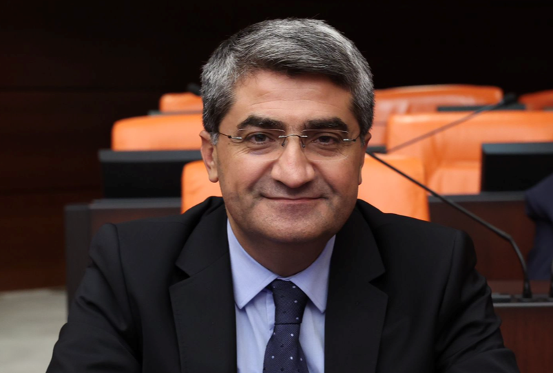 DEVA Partisi Genel Başkan Yardımcısı Mehmet Emin Ekmen, Cumhurbaşkanı Erdoğan’ın