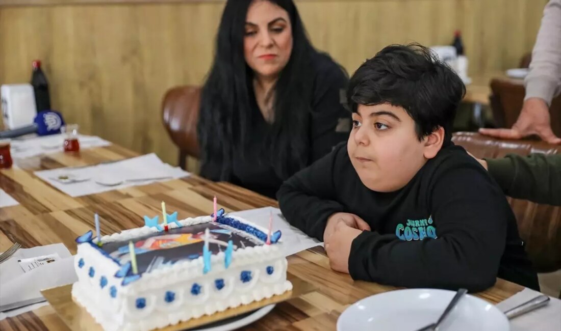 Diyarbakır'da Duchenne kas distrofisi hastası Muhammed Emir'in 8. doğum günü,