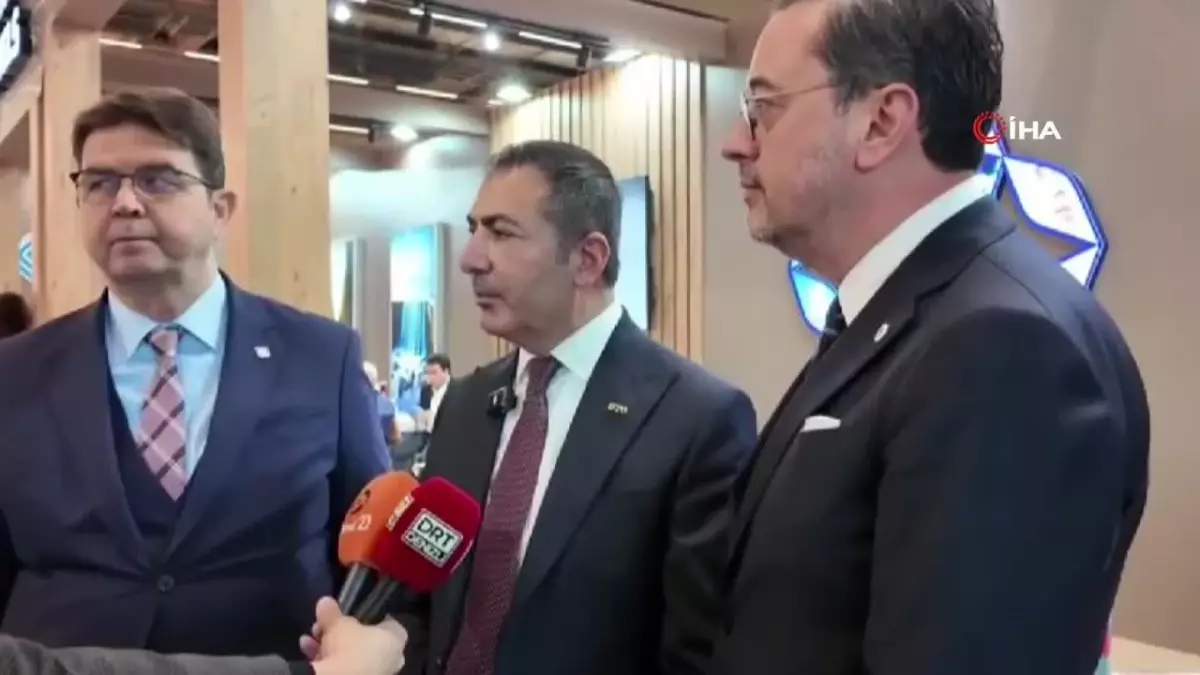 DTO Başkanı Erdoğan, Denizli'nin tekstil sektörü temsilcileriyle Heimtextil Fuarı'nda bir