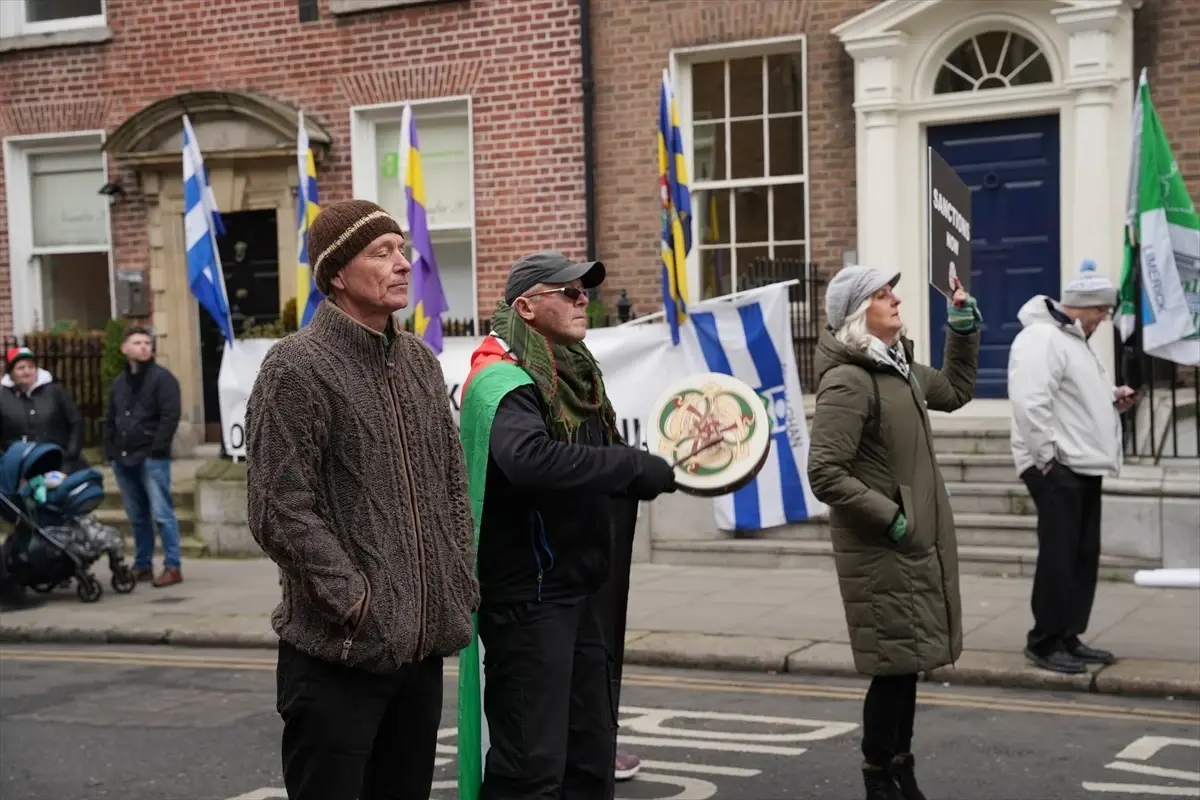 Dublin'de İşgal Altındaki Topraklar Yasa Tasarısı için düzenlenen nöbet, toplumsal