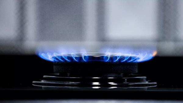 Elektrik Faturalarında Yeni Düzenleme ve Doğal Gaz Fiyatları Üzerine Açıklamalar