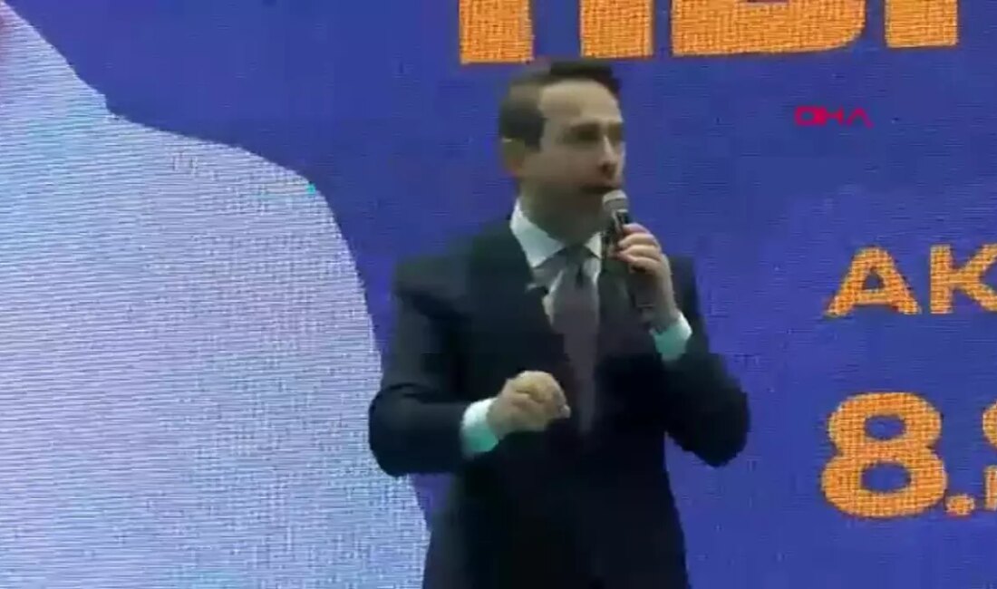 Enerji ve Tabii Kaynaklar Bakanı Alparslan Bayraktar, Uşak'ta gerçekleştirdiği basın