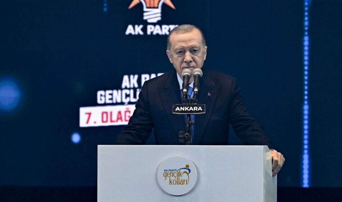 Cumhurbaşkanı Erdoğan, AK Parti Gençlik Kolları 7. Olağan Kongresi'nde yaptığı