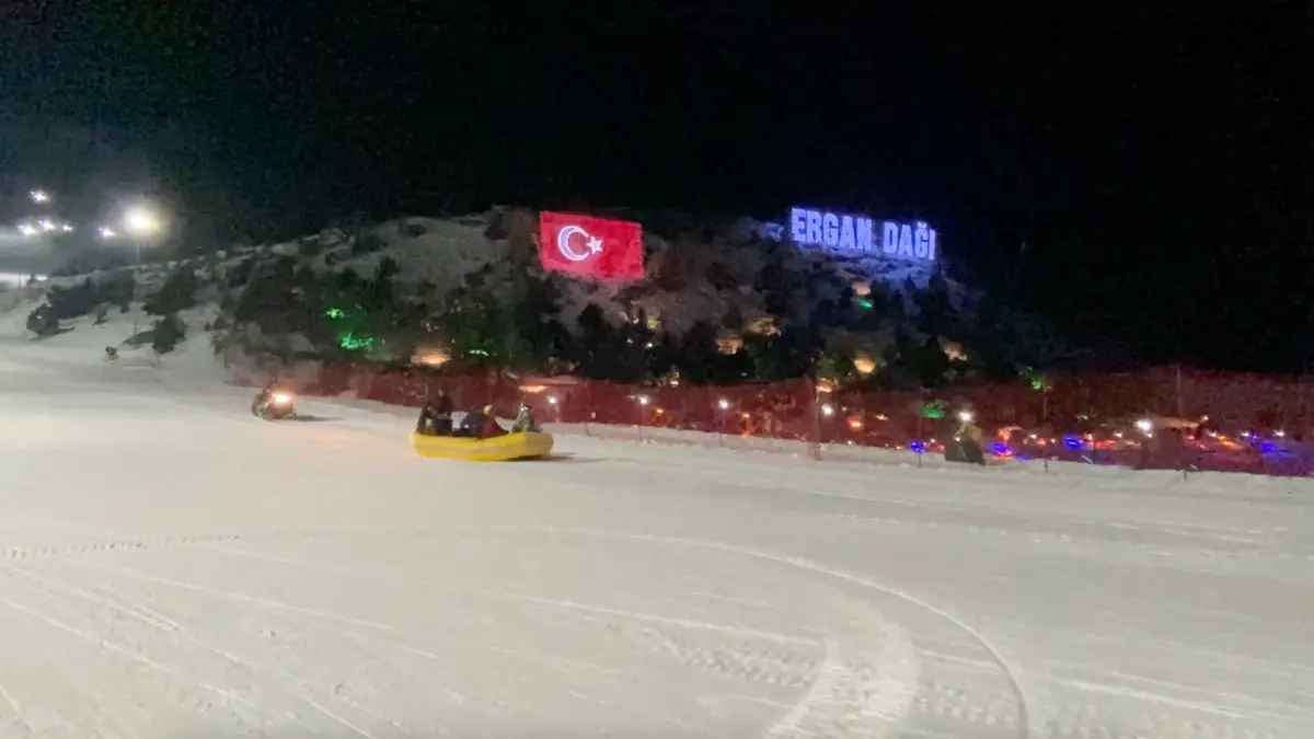 Ergan Dağı Kış Sporları ve Doğa Turizm Merkezi'nde kayak, rafting
