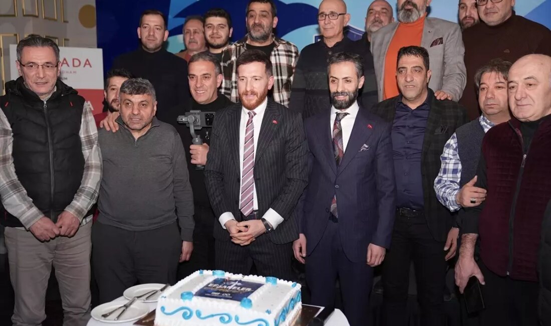 Erzurumspor Başkanı Ahmet Dal, transfer dönemi hakkında önemli açıklamalarda bulundu.